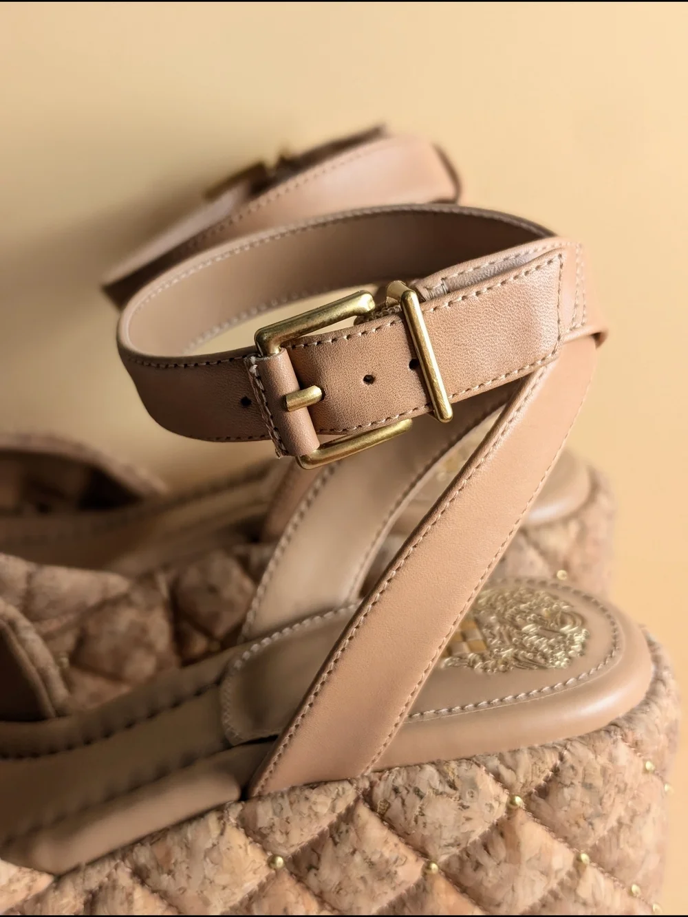 Vince Camuto nwt vince